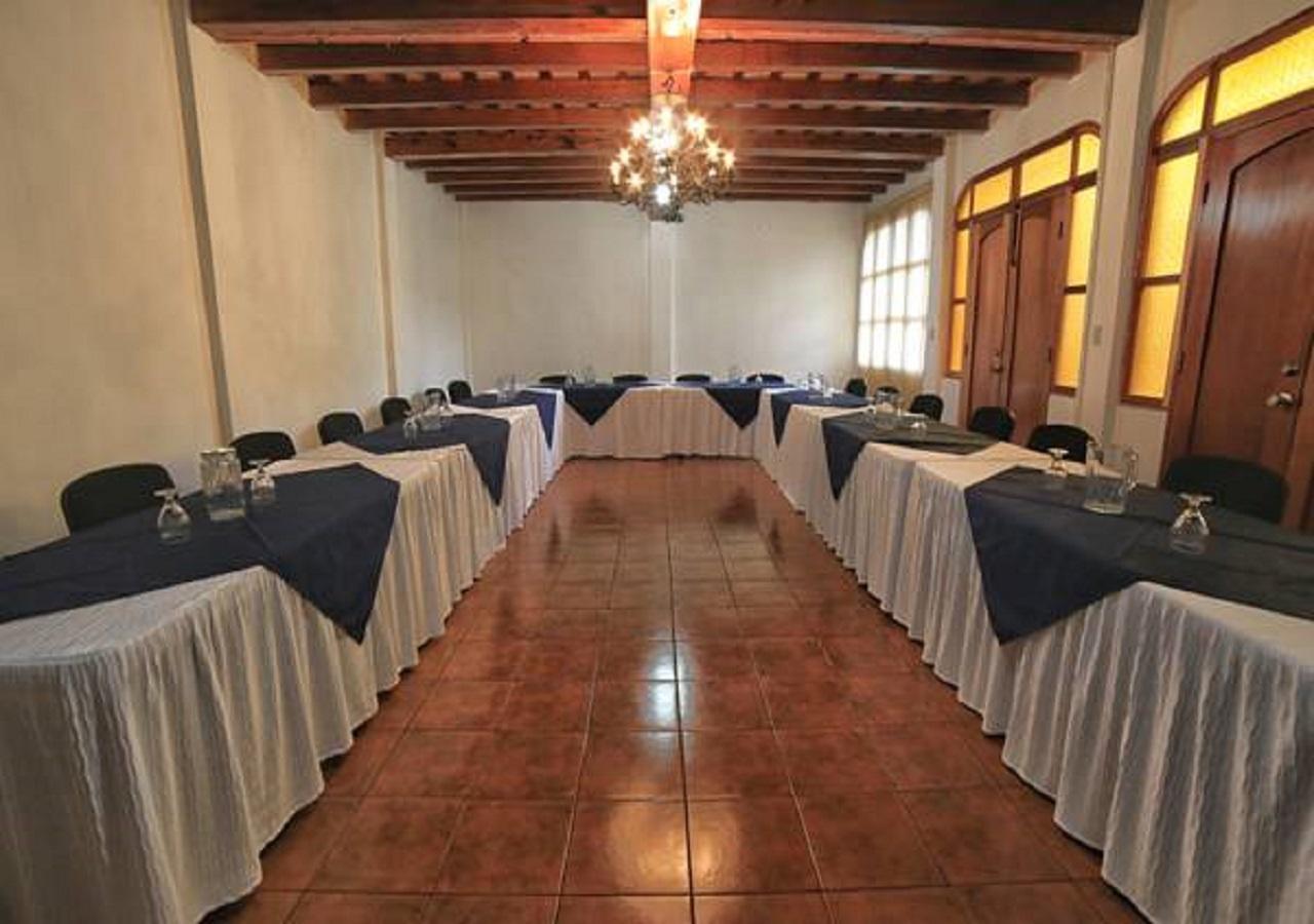 Casa De Fuentes Hotel 3*